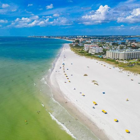 Tropic Terrace #41 - Beachfront Resort St. Pete Beach Bagian luar foto