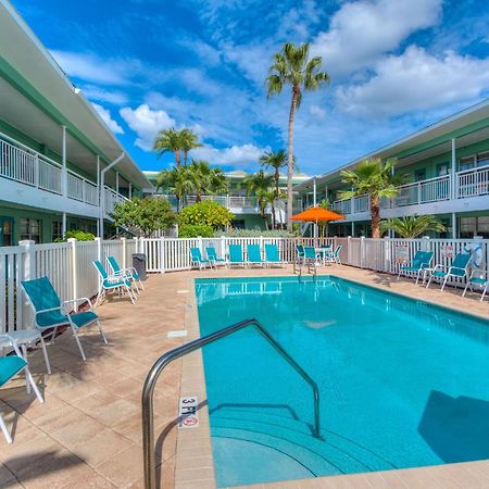 Tropic Terrace #41 - Beachfront Resort St. Pete Beach Bagian luar foto