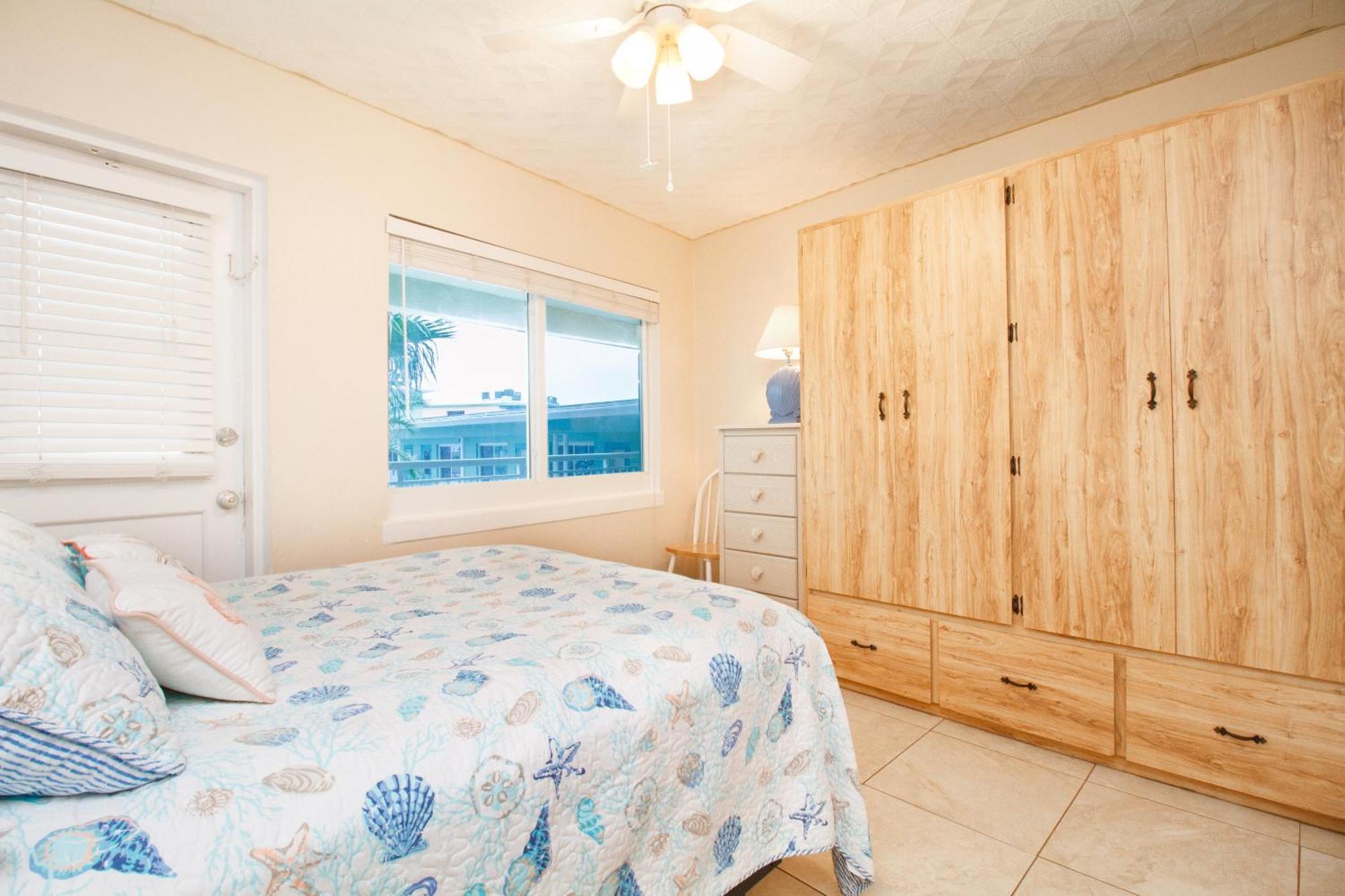 Tropic Terrace #41 - Beachfront Resort St. Pete Beach Bagian luar foto